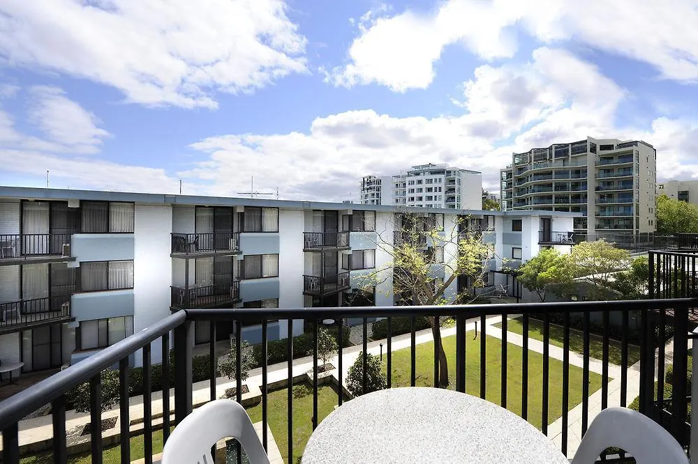 Lodestar Waterside Apartments パース アパートホテル